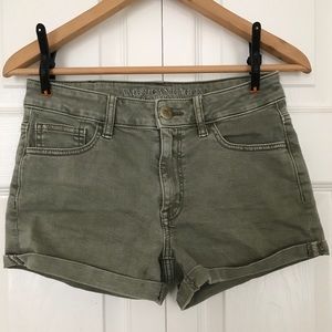 AE high rise army green shorts